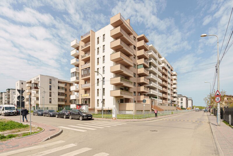 Parcul Teilor, Titan garsoniera